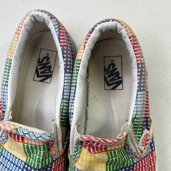 Vans Classic Slip-On Pride Multicolor Kids Size 3 Casual Shoes Play condition - Picture 10 of 11